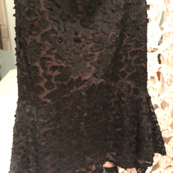 Vera Wang Women's 3D Floral Applique Slip Dress 10 - Picture 7 of 7